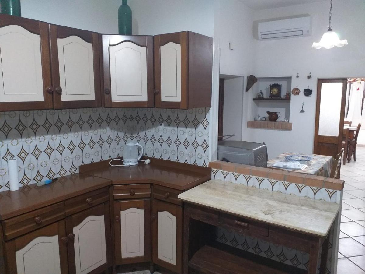 Апартаменты La Casa Di Lina Sezze Экстерьер фото