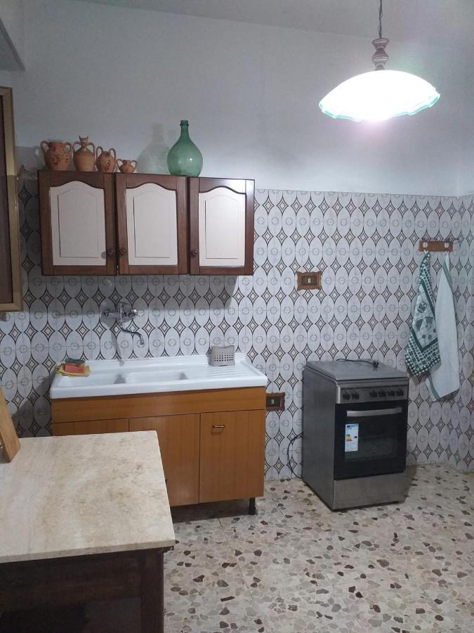 Апартаменты La Casa Di Lina Sezze Экстерьер фото